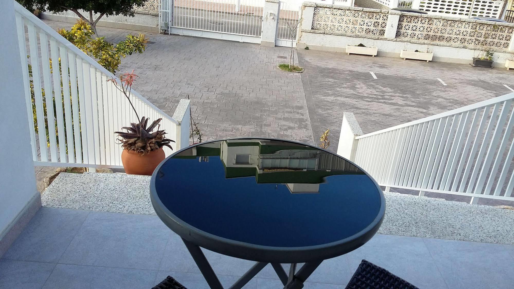 Apartamentos Gandia Centro 3000 Eksteriør billede