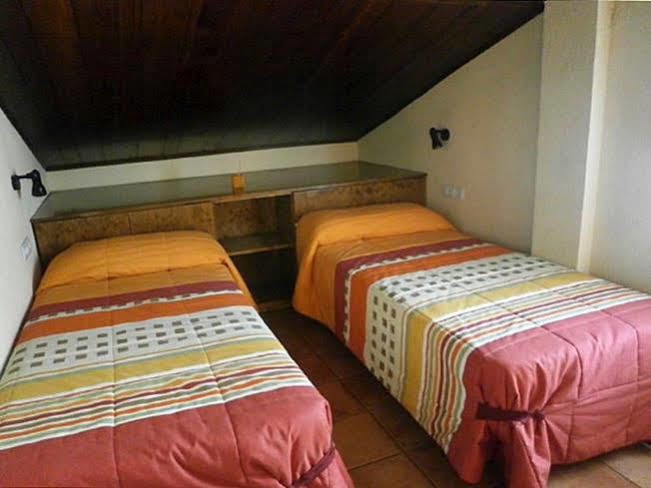 Apartamentos Gandia Centro 3000 Eksteriør billede